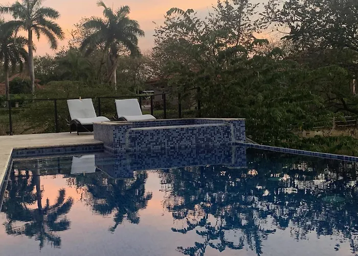 Casa Mariposa - With Infinity Pool, Near Сasa de vacaciones Brasilito