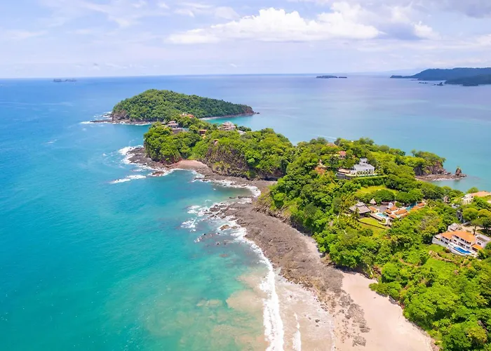 Casa Mariposa - With Infinity Pool, Near